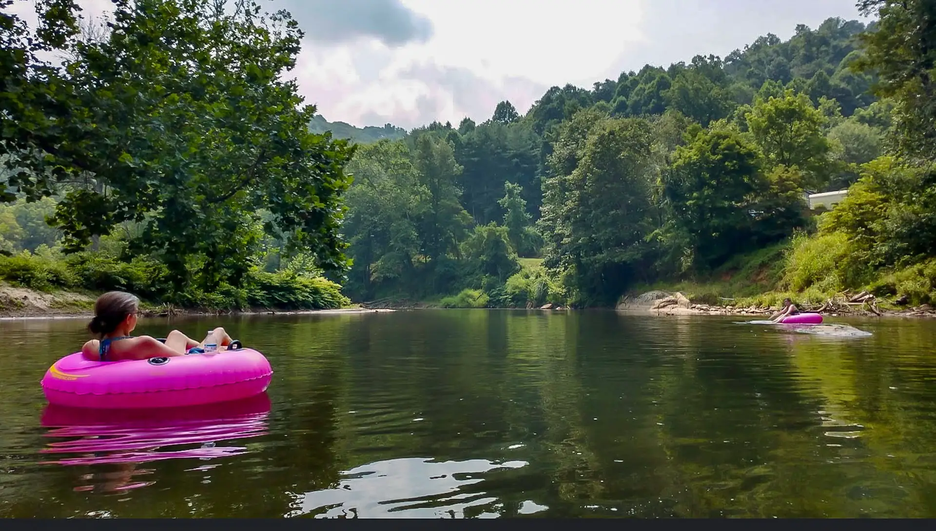 Canoeing, Tubing, Kayaking on the Toe River, Bakersville, NC 2 Family- Friendly River Tubing on the Toe River Bakersville, NC.