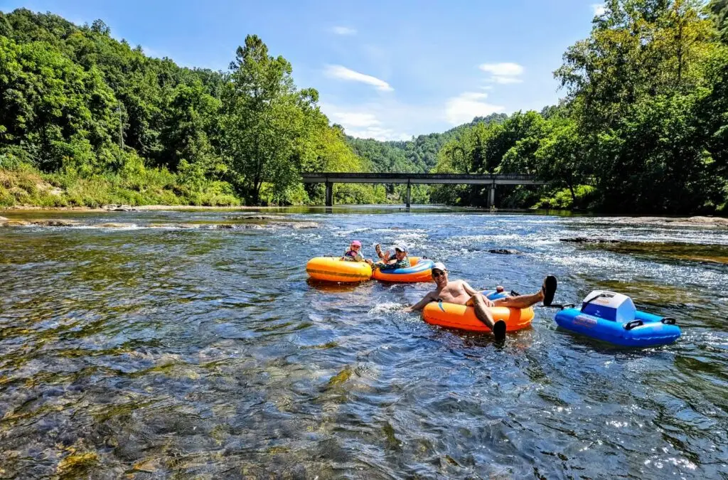 Toe River Tubing in Bakersville, NC