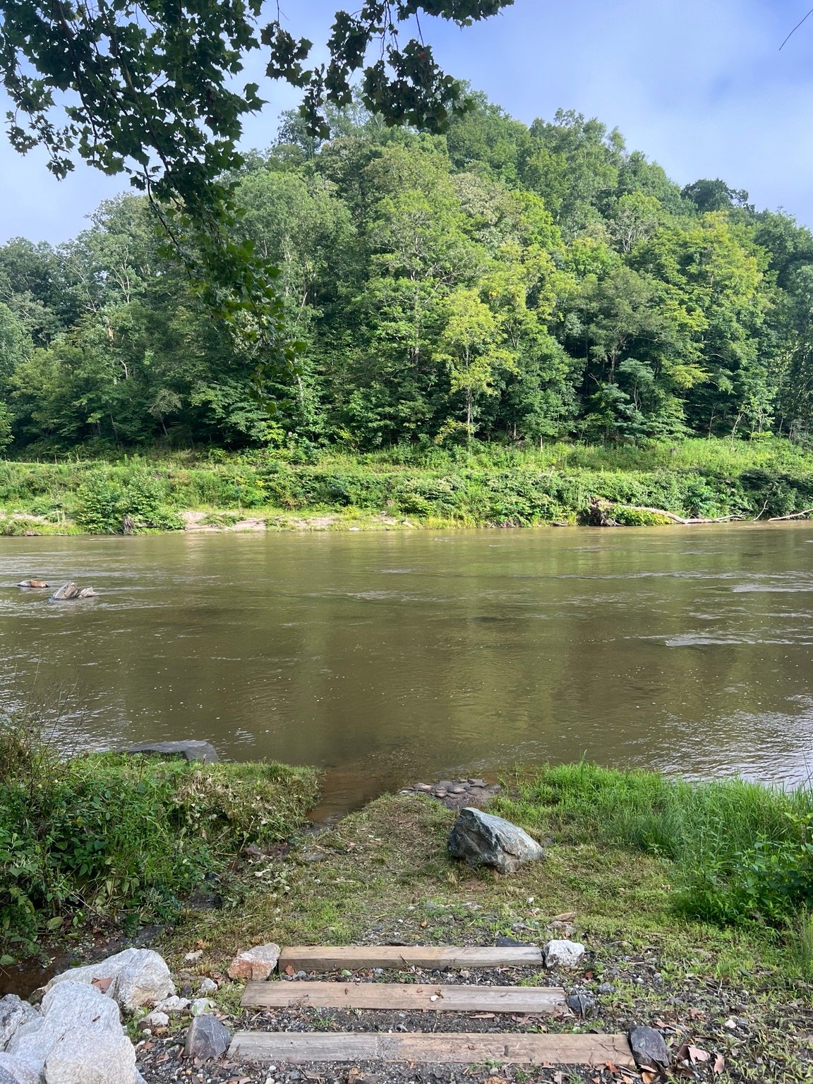 River Conditions 3 River access point on the North Toe River near Bakersville, North Carolina